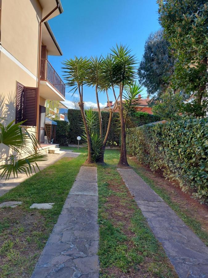 Villino Giuliana Villa Pietrasanta Esterno foto